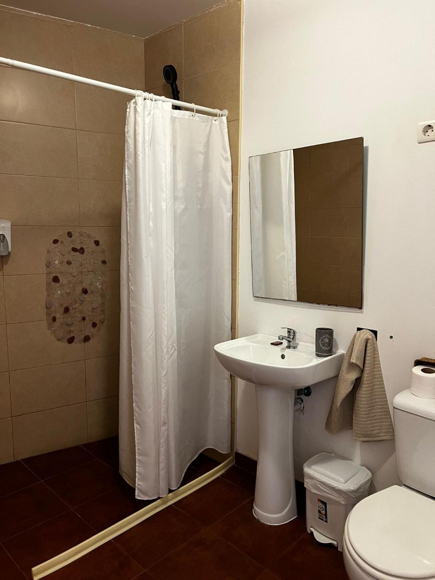 Avis Guesthouse เอโวรา ภายนอก รูปภาพ