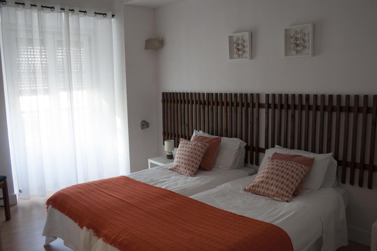 Avis Guesthouse เอโวรา ภายนอก รูปภาพ